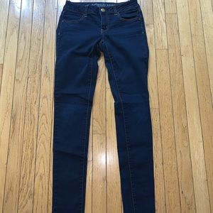 Dark wash American eagle jeans
